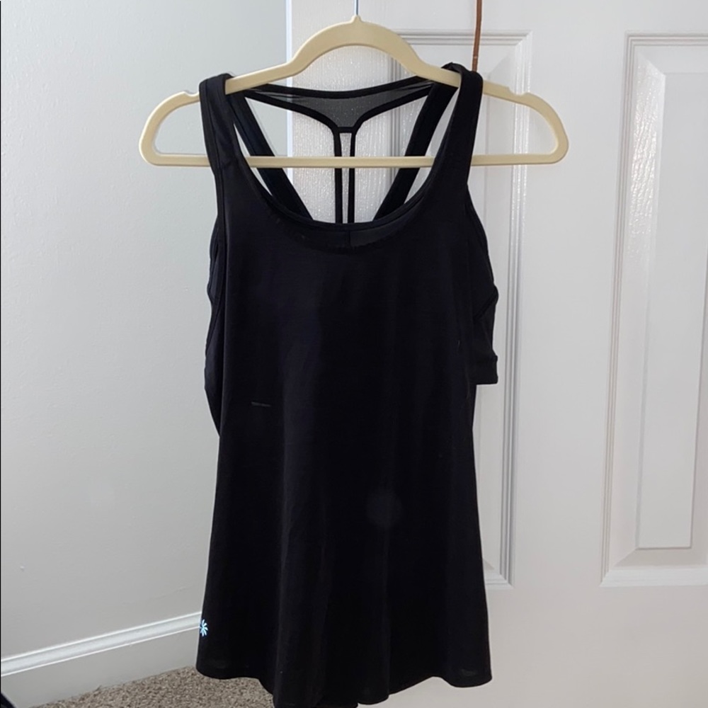 Athleta tank top with built in bra